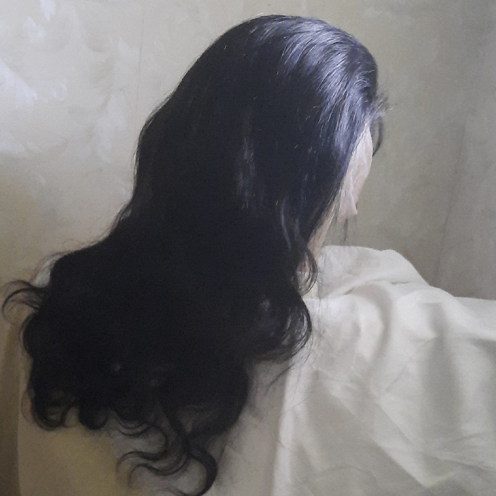 Voluminous Black Wavy Hair Wig